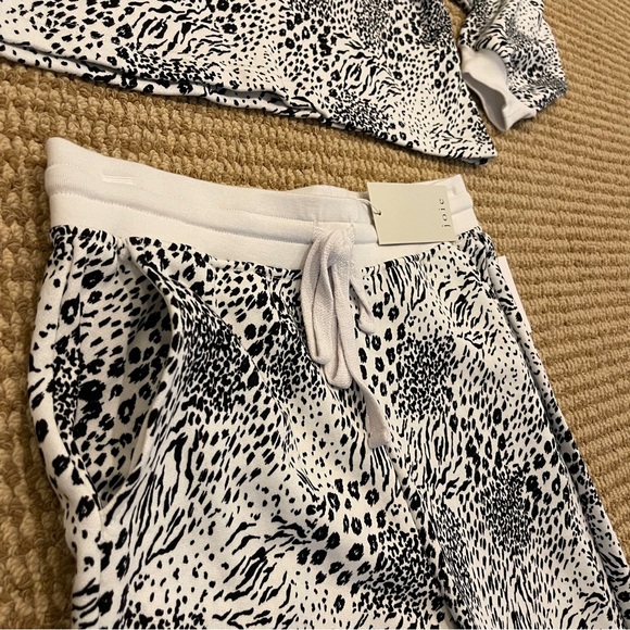 Joie Animal Print Jeyne Sweatshirt and Tempest Joggers Sweatsuit Small NWT - Picture 6 of 10